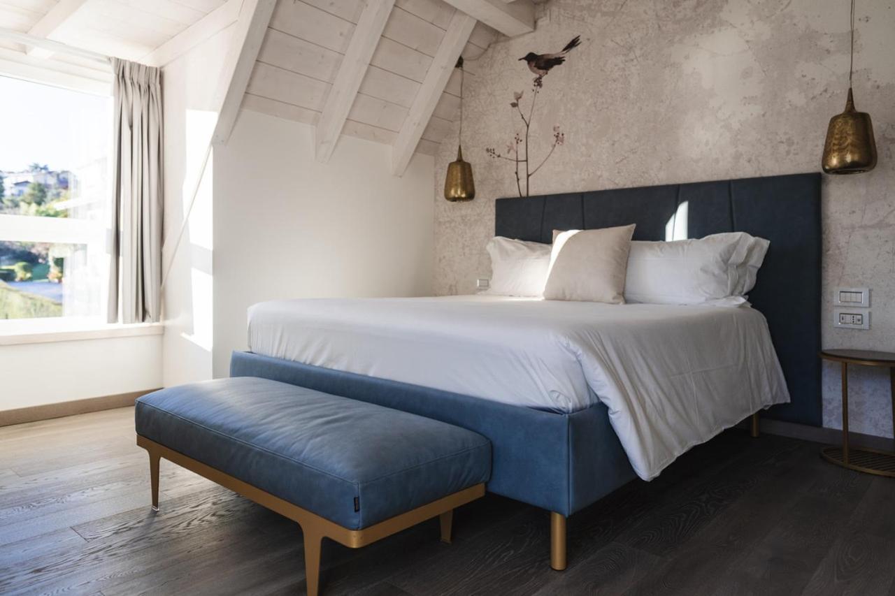 Deluxe Double Room Lake View